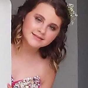 Meet your Posher, Macy